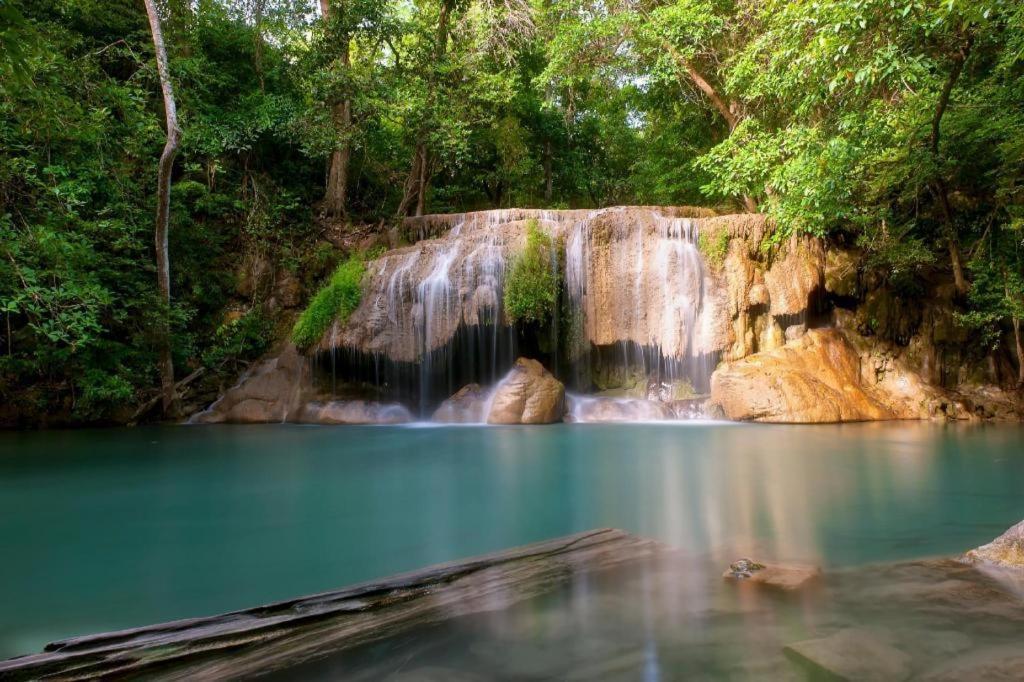 Hotel Treeyapat Place Kanchanaburi Zewnętrze zdjęcie